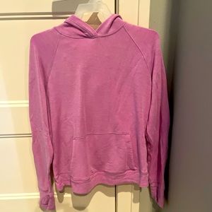 Athleta Girl sweat shirt, leggings and t-shirt